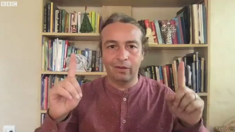 Oliveira travaille au laboratoire Krisp en Afrique du Sud.